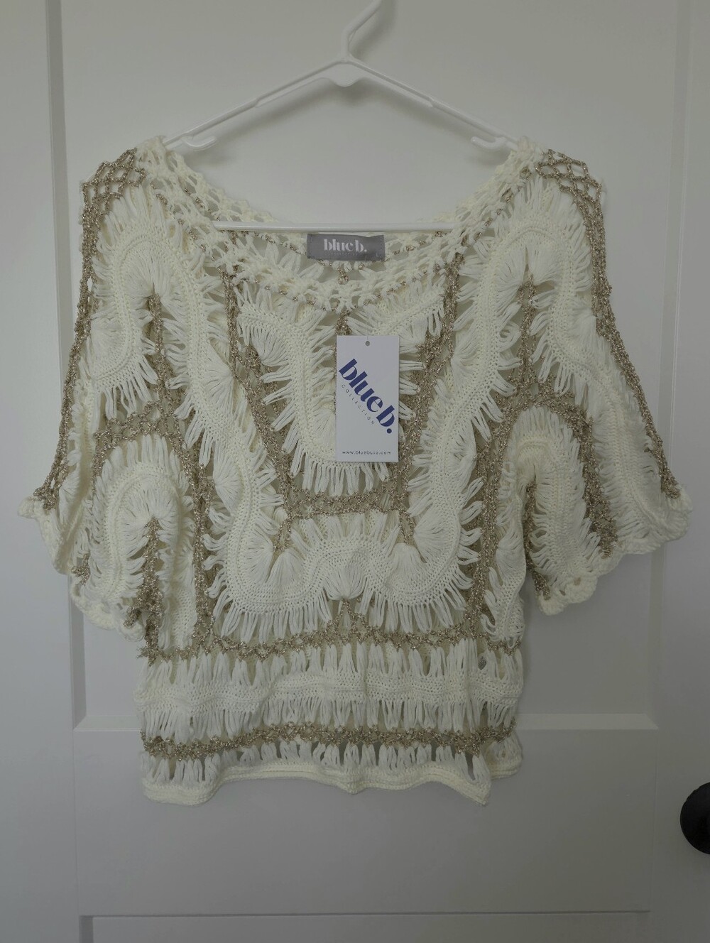 Cream & Gold Shimmer Crochet Short Sleeve Knit Top. Size L. #MD